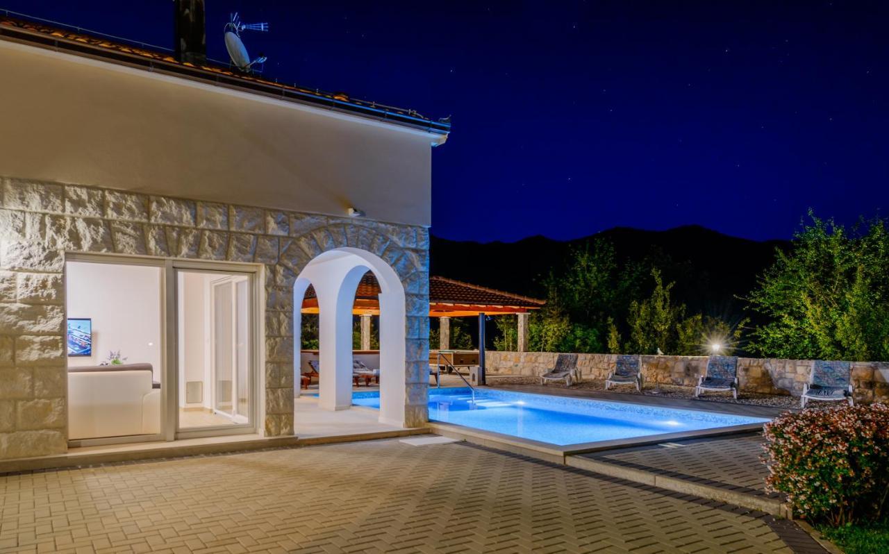 Villa Salvia Zagvozd Exterior photo
